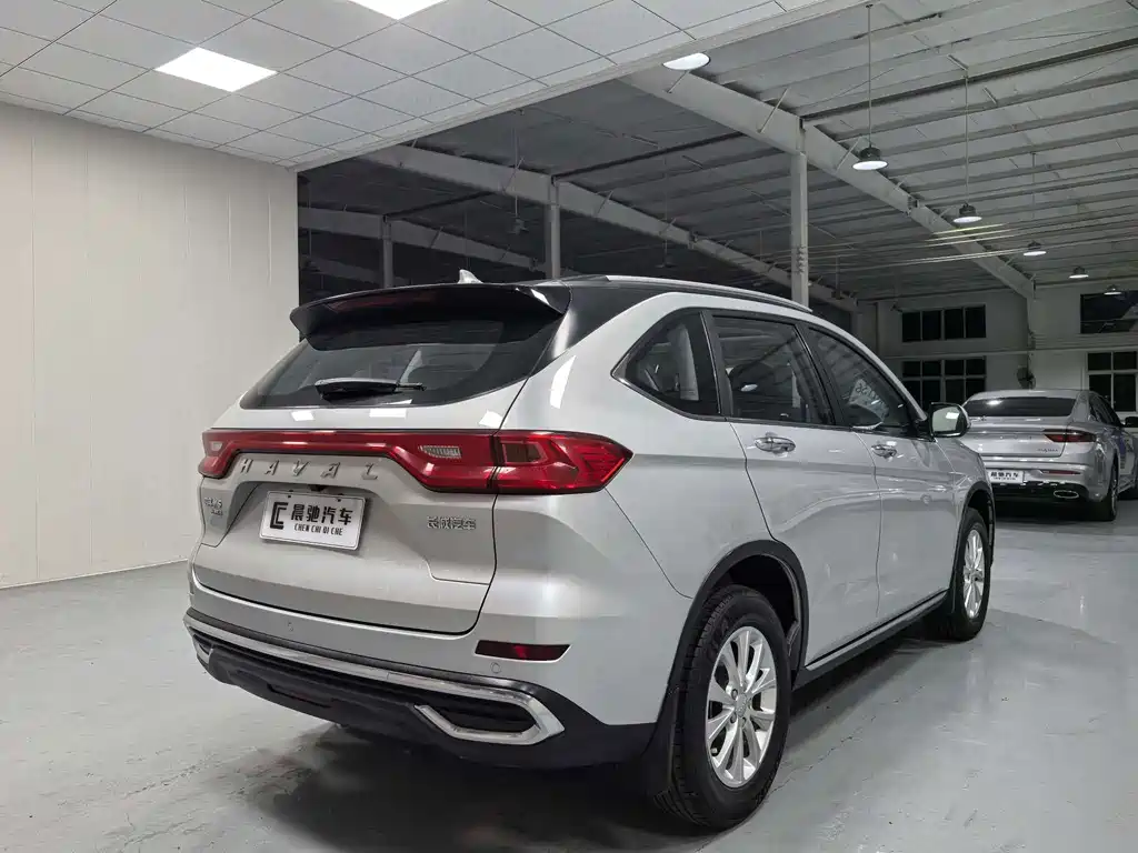 Haval M6 — фото 4