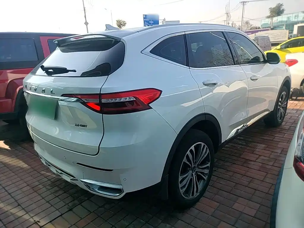 Haval F7 — фото 6