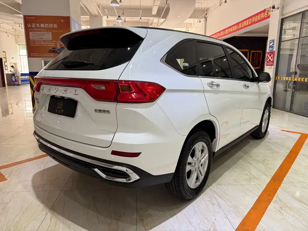 Haval M6 — фото 4
