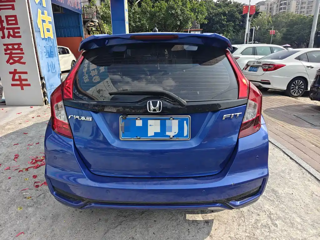 Honda Fit — фото 6