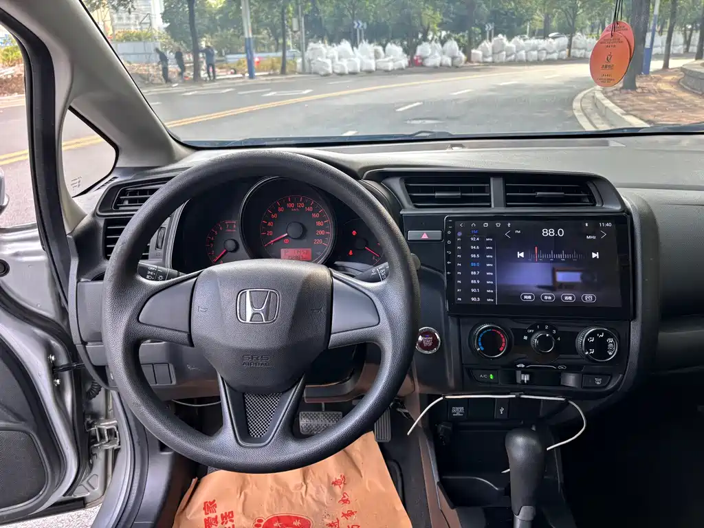 Honda Fit — фото 19