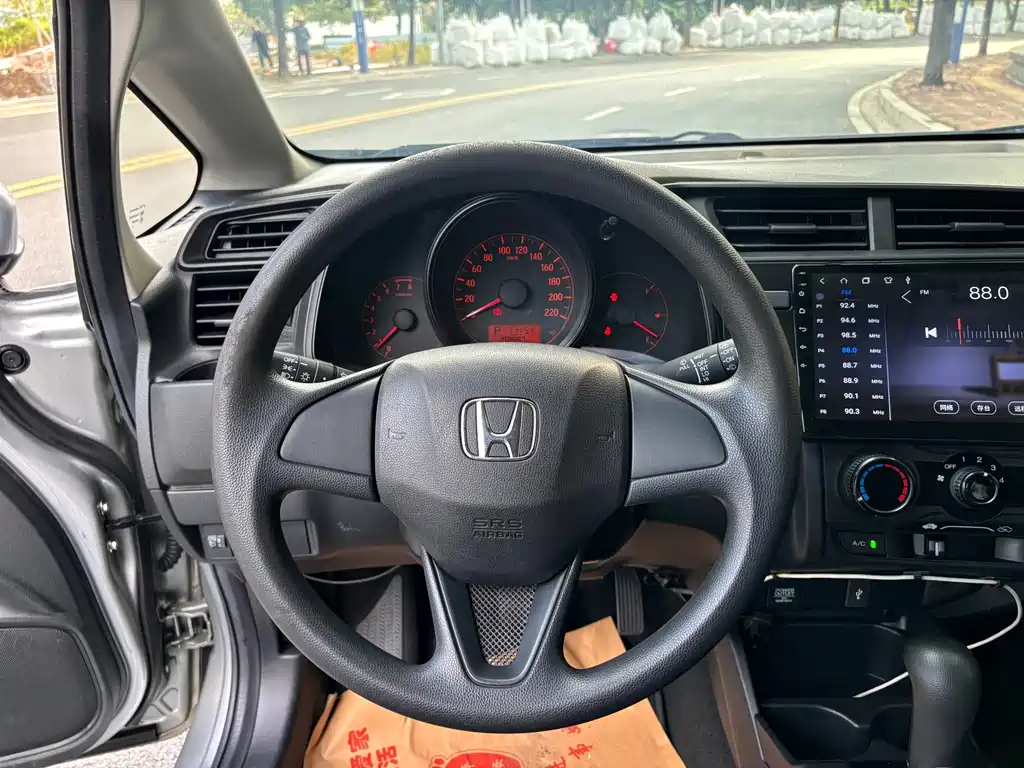Honda Fit — фото 20