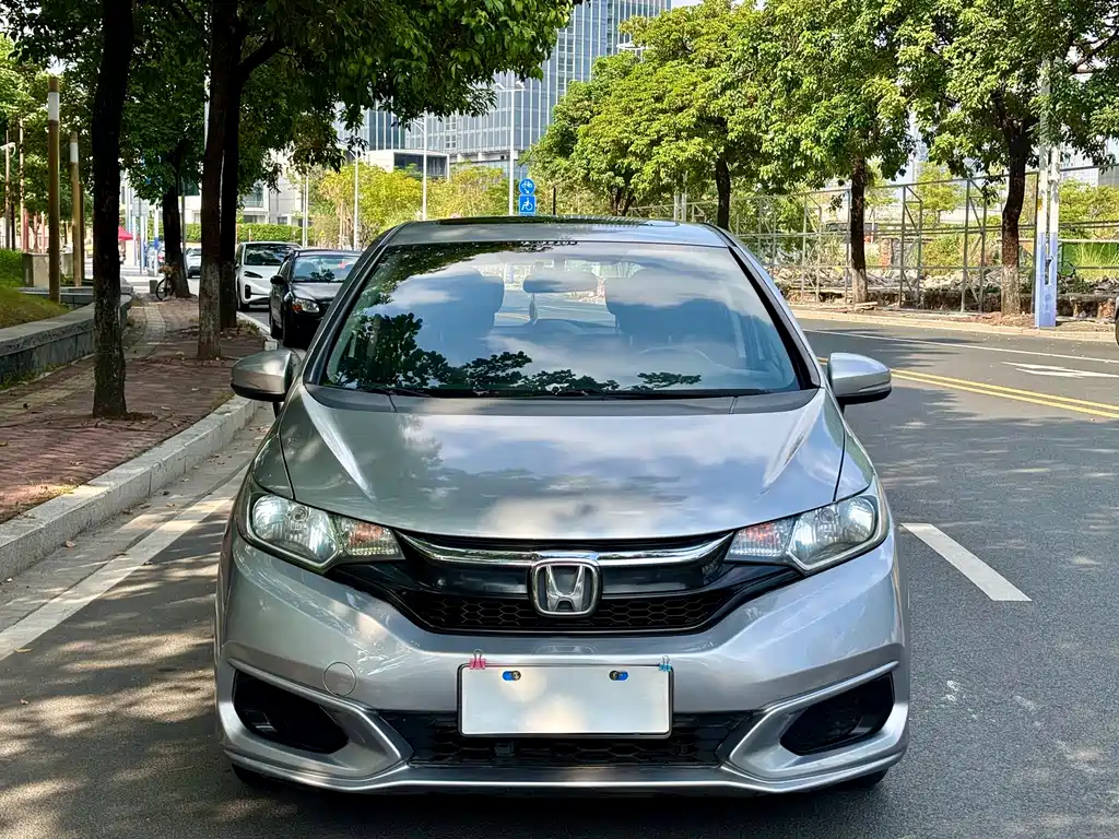 Honda Fit — фото 3