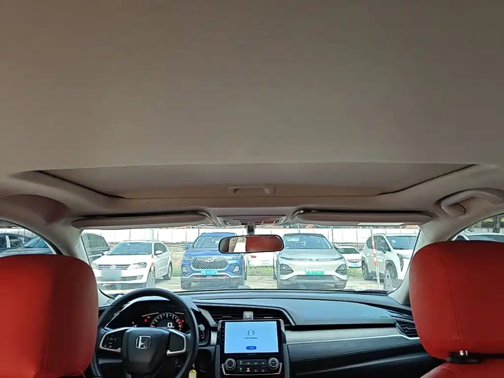 Honda Civic — фото 17