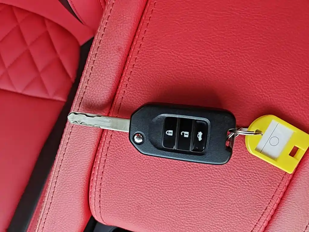 Honda Civic — фото 8