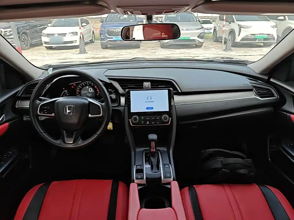 Honda Civic — фото 9