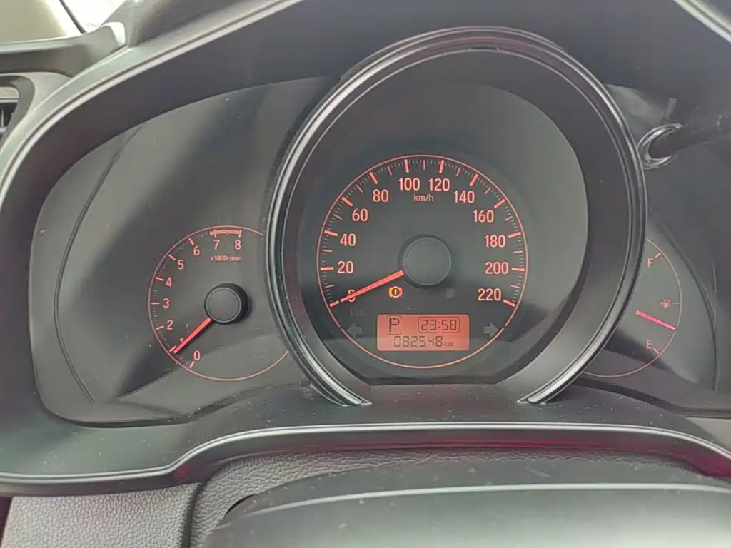 Honda Fit — фото 11