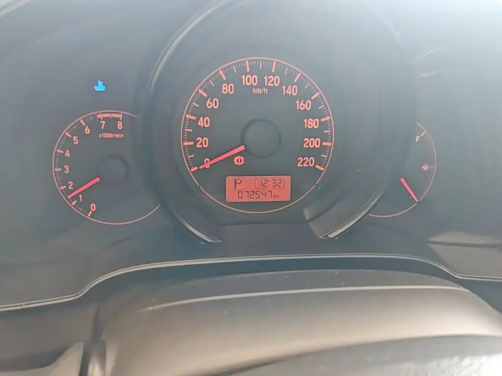 Honda Fit — фото 11