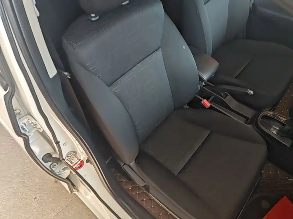 Honda Fit — фото 24