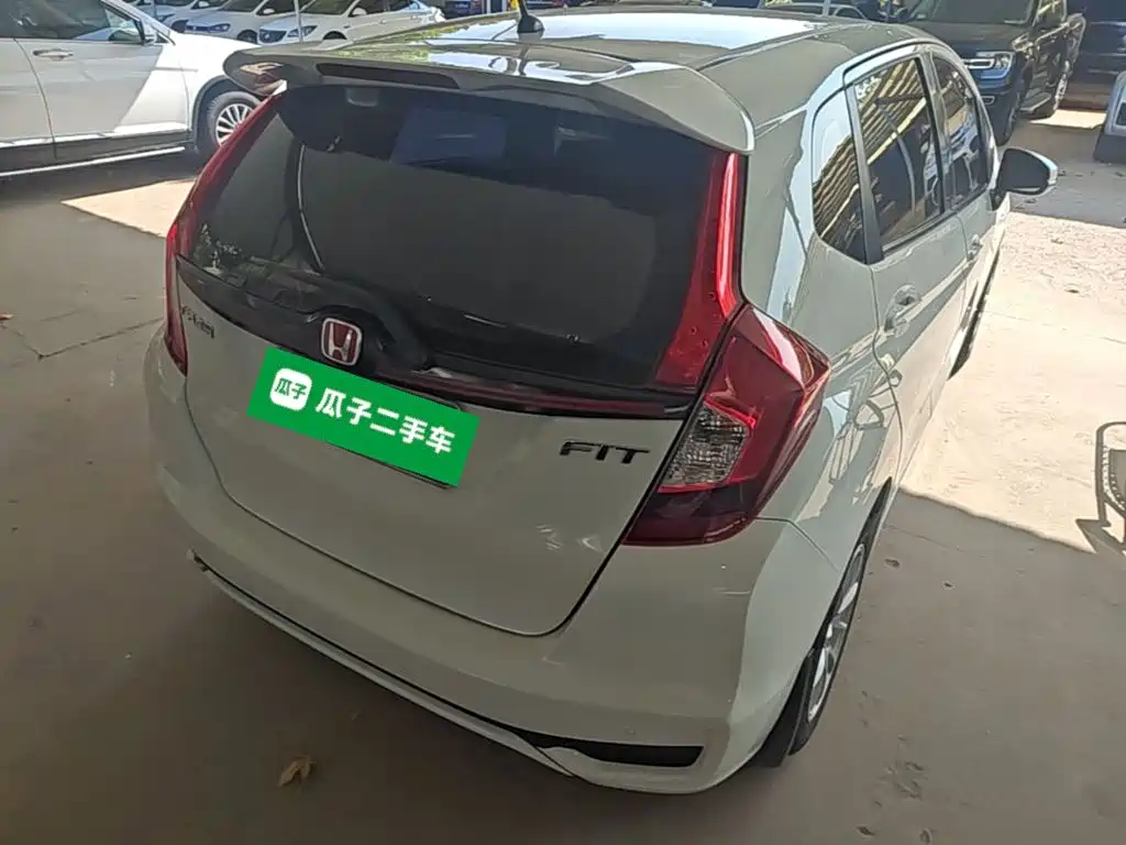 Honda Fit — фото 6