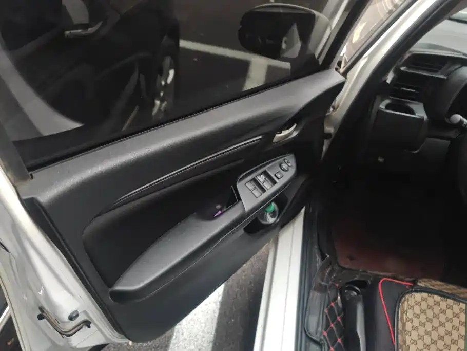 Honda Fit — фото 7