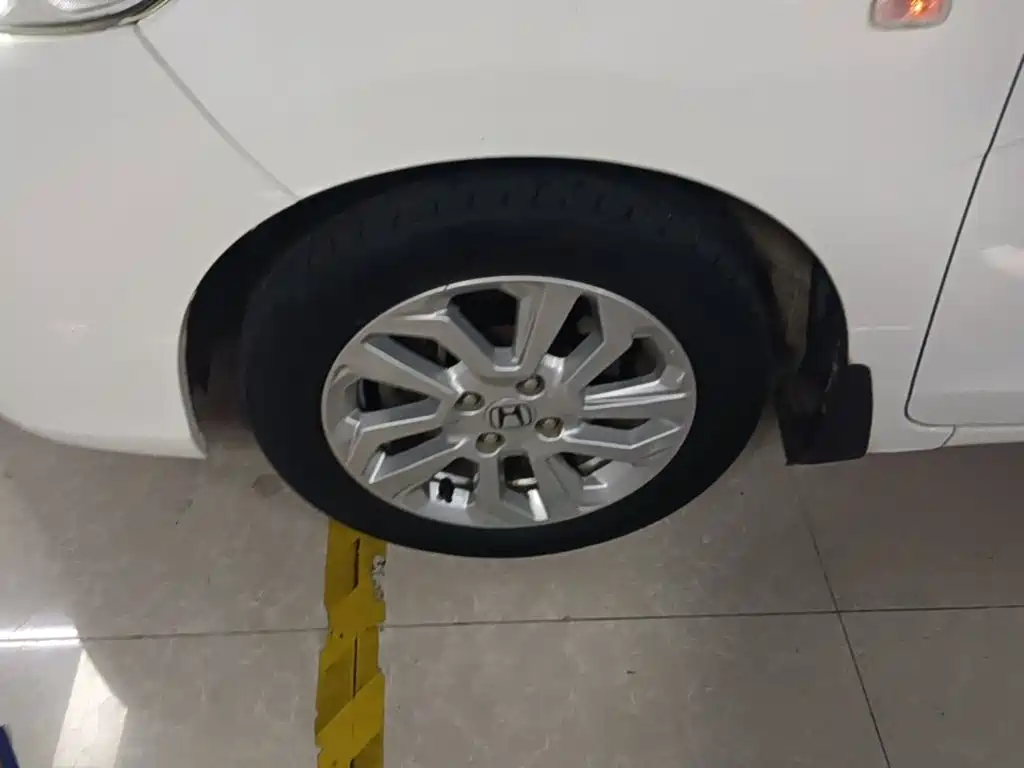 Honda Fit — фото 22