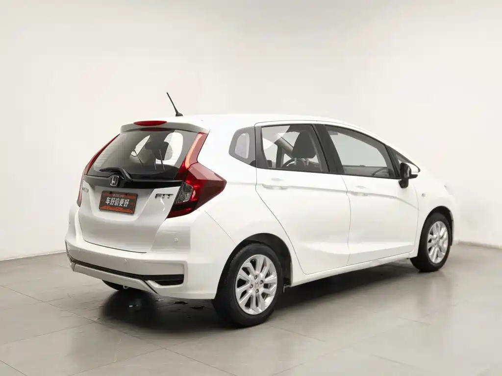Honda Fit — фото 2
