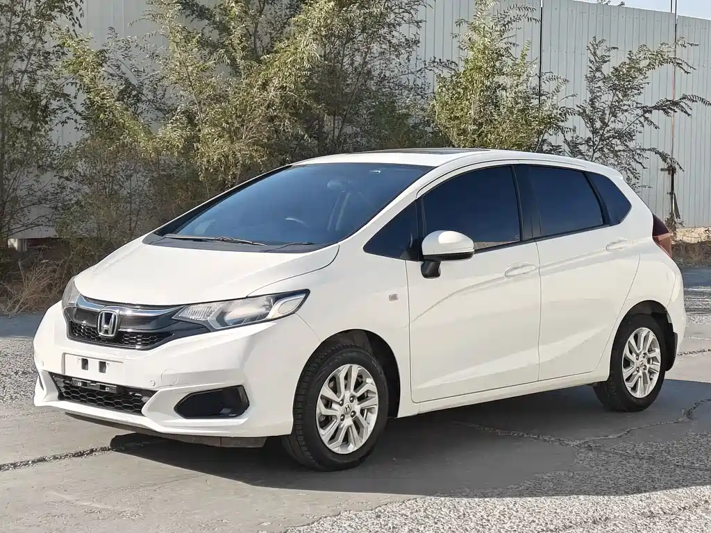 Honda Fit — фото 3