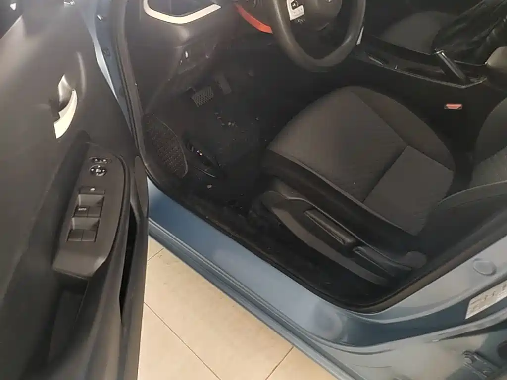 Honda Fit — фото 15