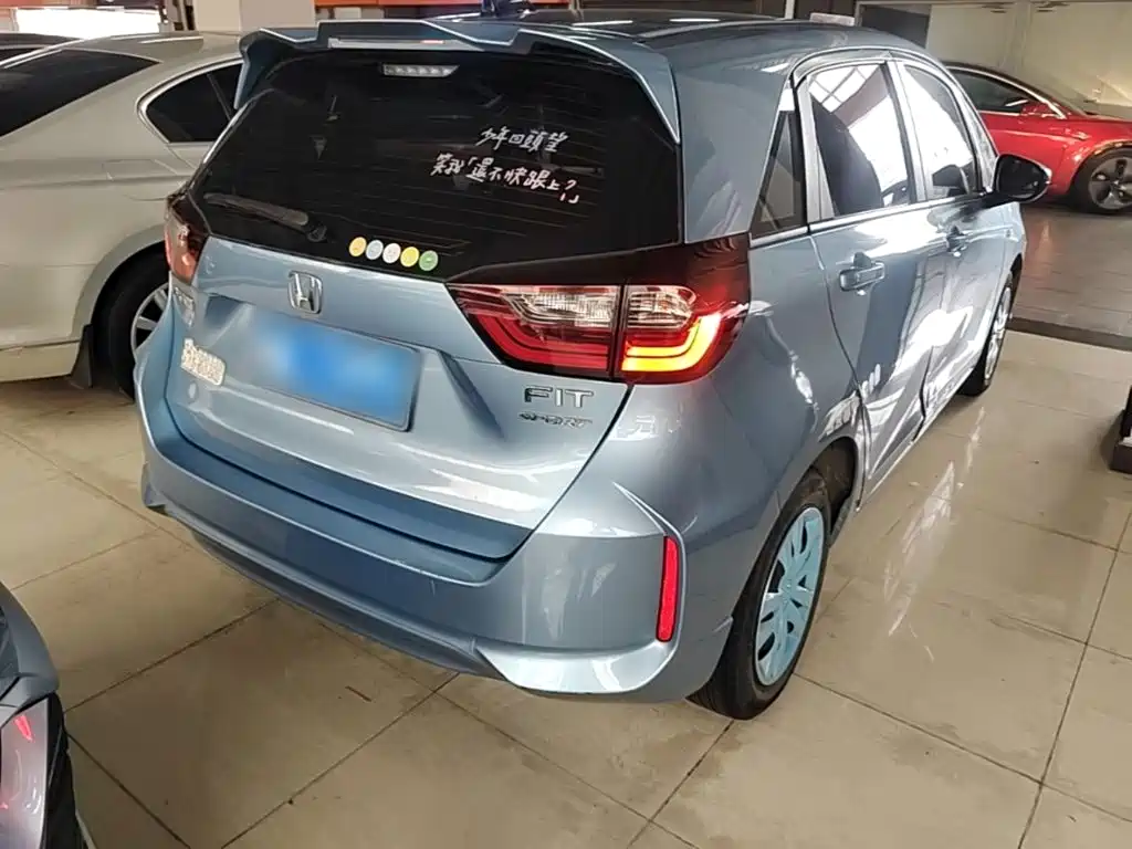 Honda Fit — фото 6