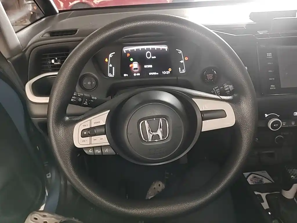 Honda Fit — фото 10