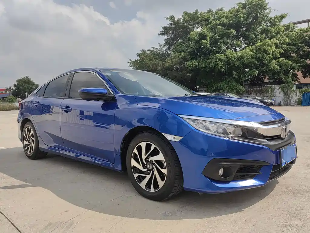 Honda Civic — фото 5