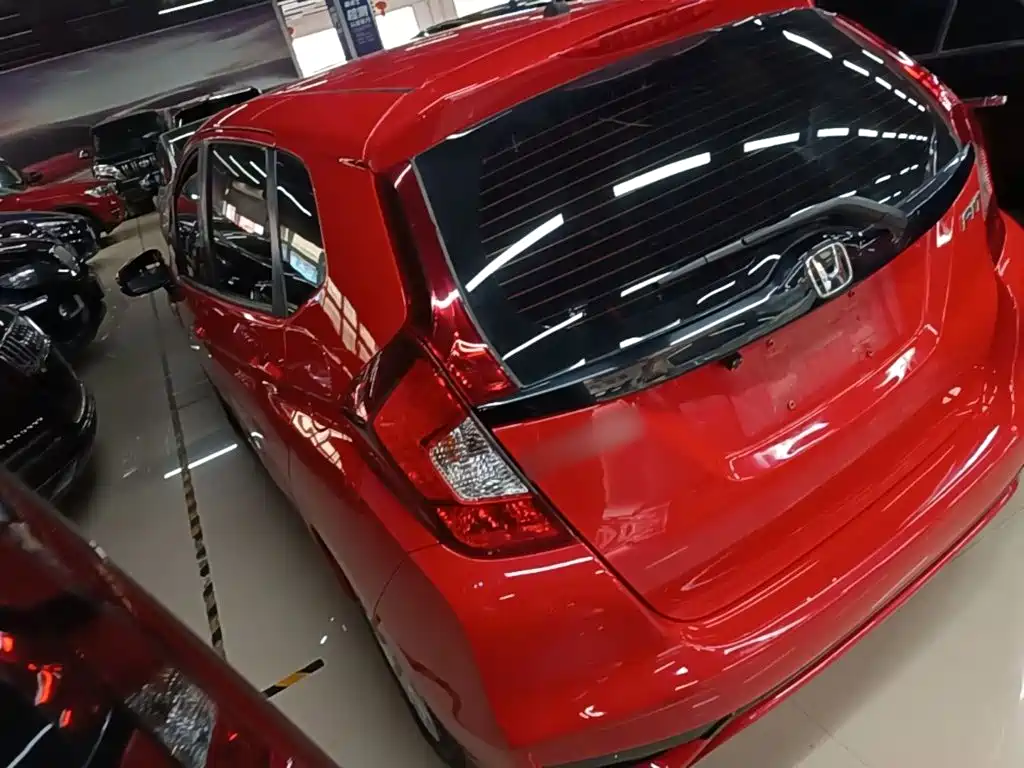 Honda Fit — фото 4