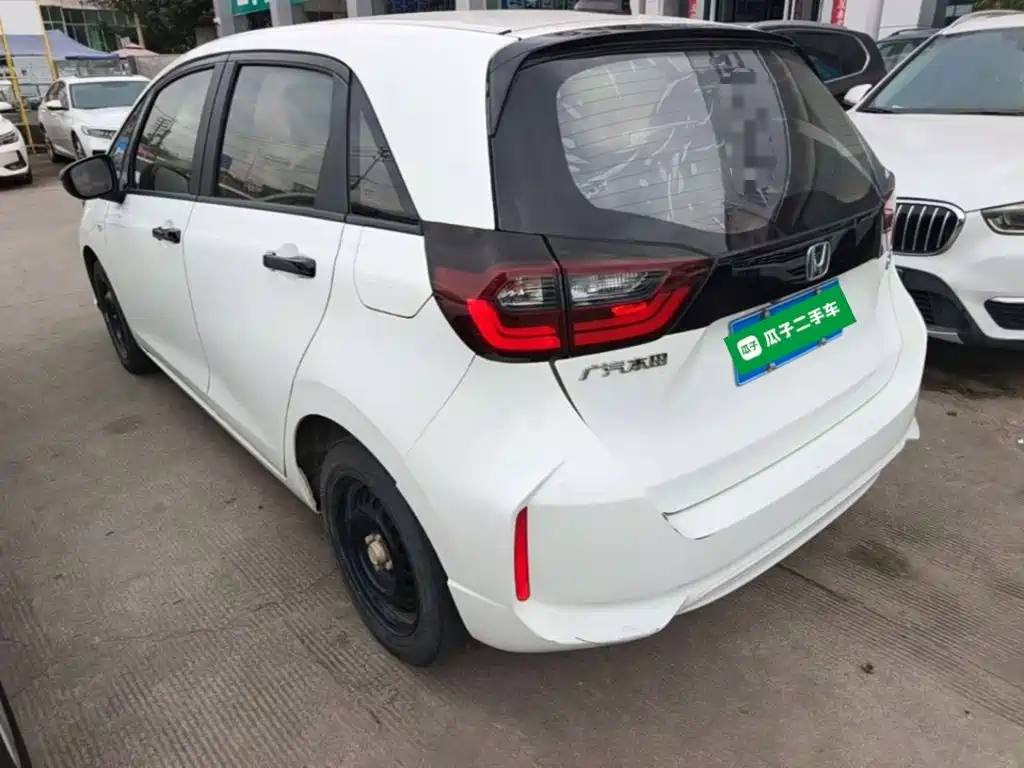 Honda Fit — фото 4