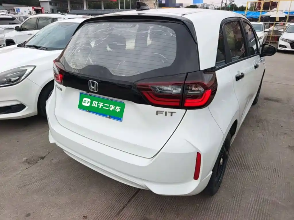 Honda Fit — фото 6