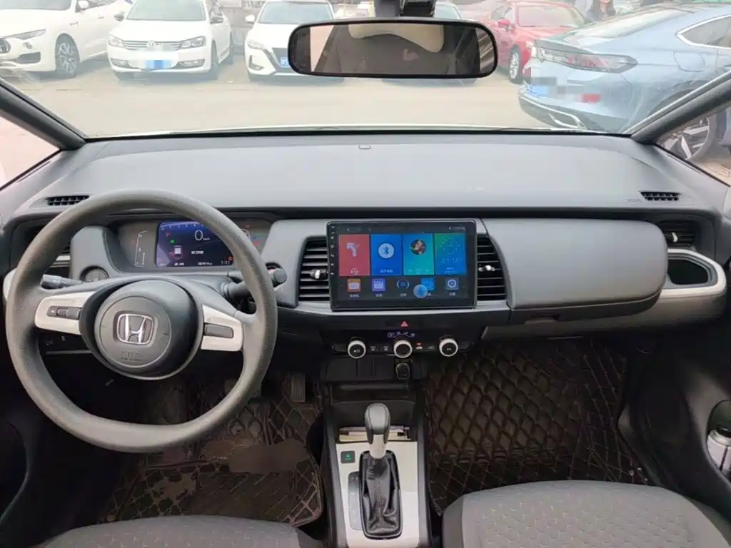 Honda Fit — фото 9