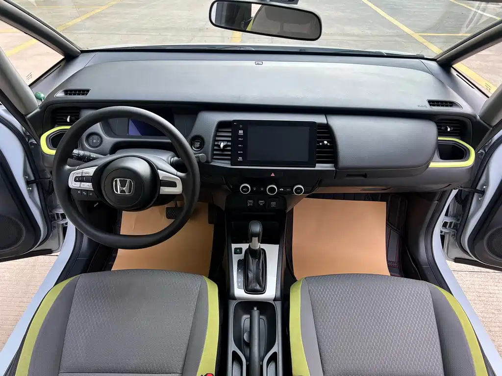 Honda Fit — фото 6