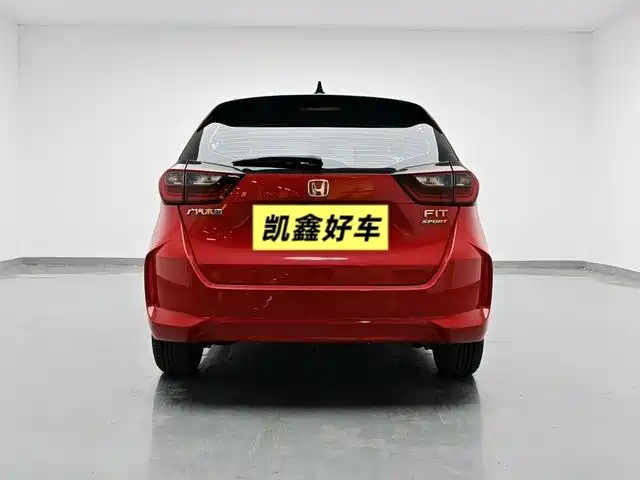 Honda Fit — фото 5