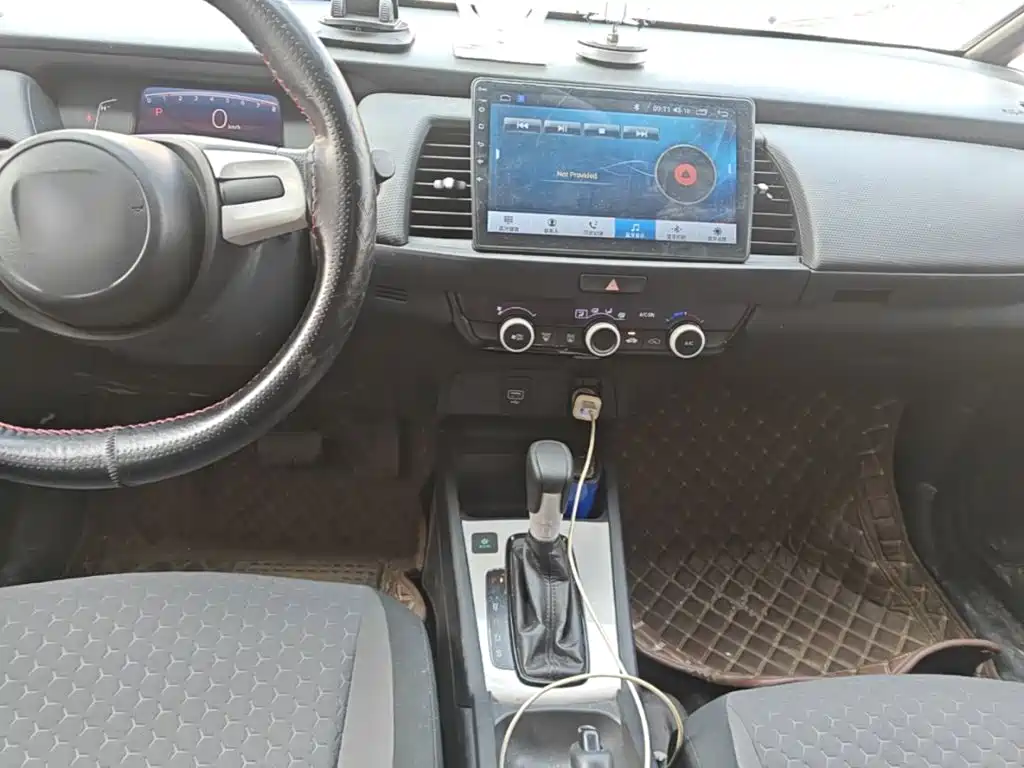 Honda Fit — фото 9