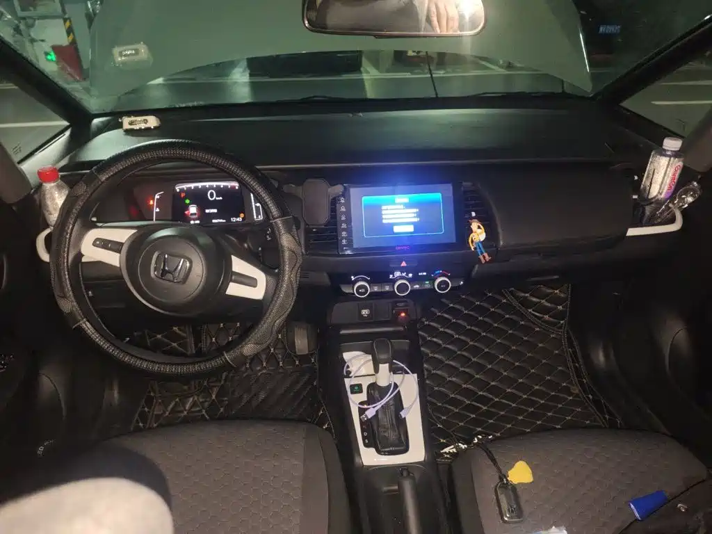Honda Fit — фото 10