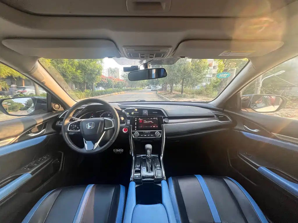 Honda Civic — фото 6