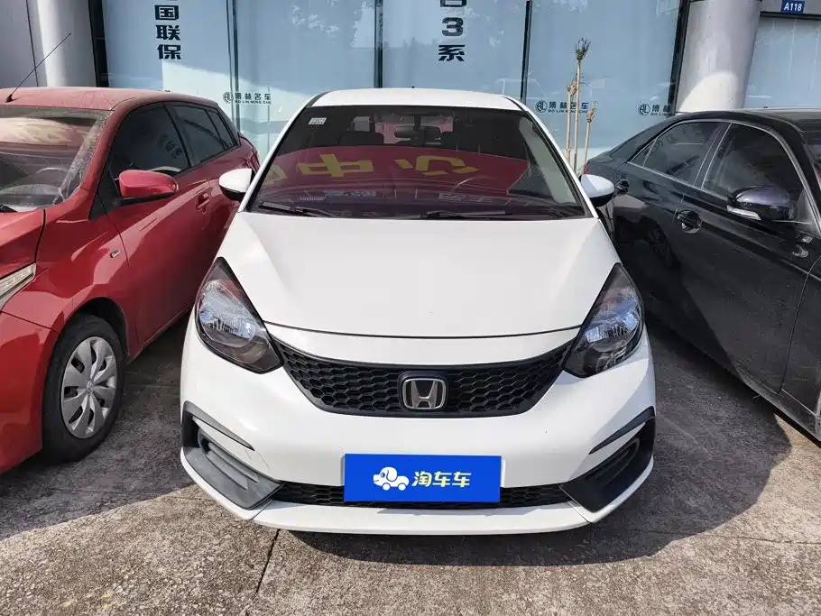 Honda Fit — фото 2