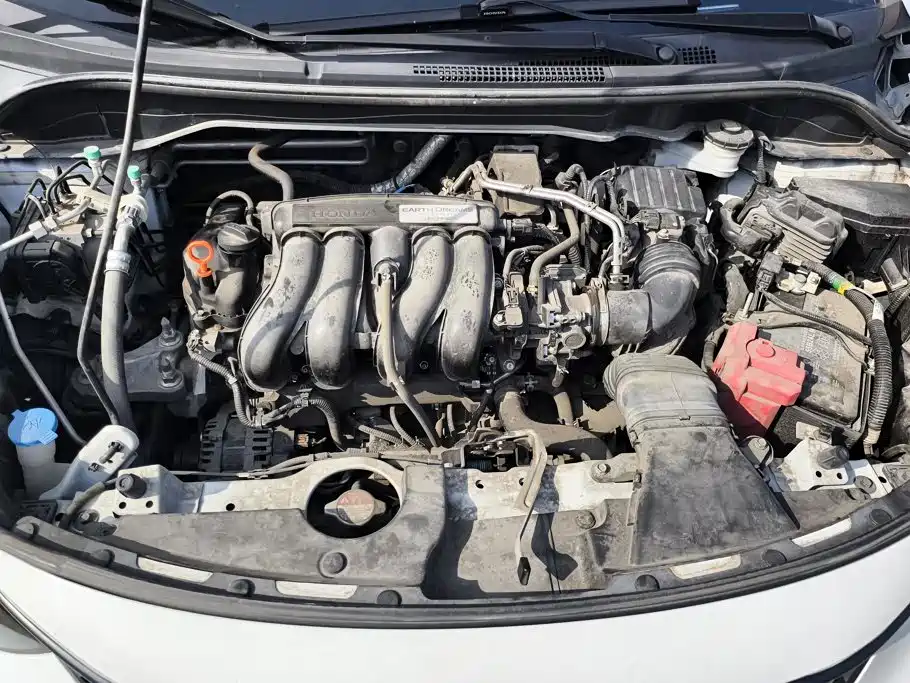 Honda Fit — фото 10