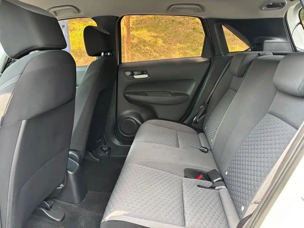 Honda Fit — фото 17