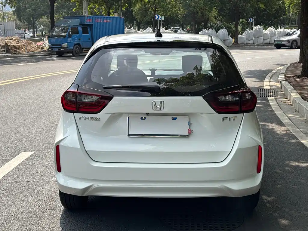 Honda Fit — фото 29