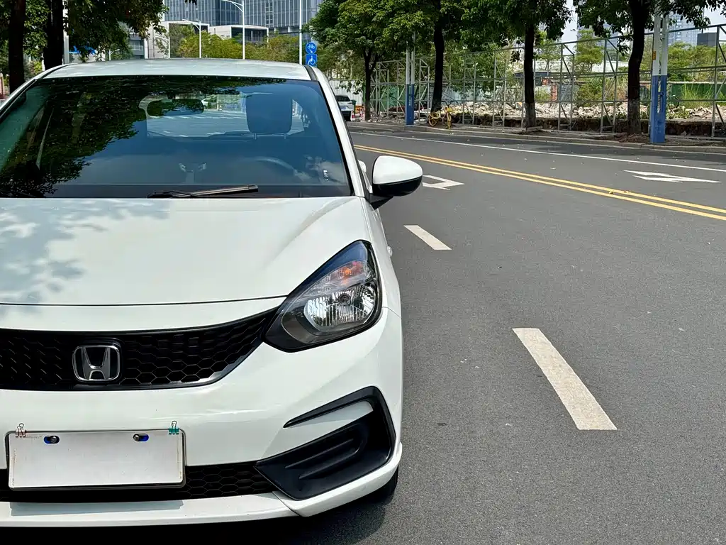 Honda Fit — фото 4
