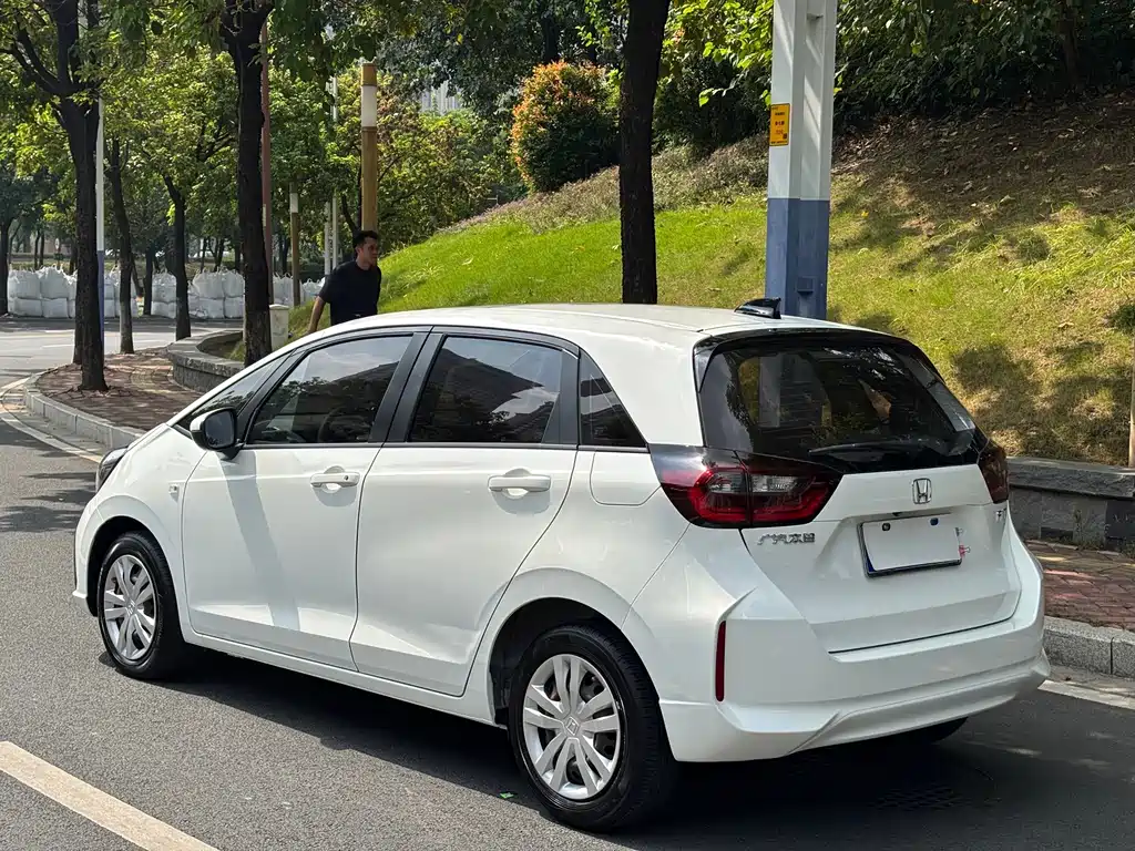 Honda Fit — фото 31