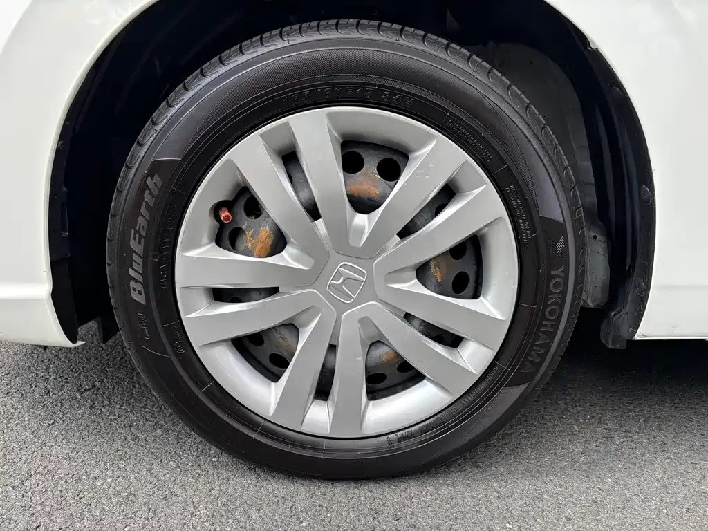 Honda Fit — фото 7