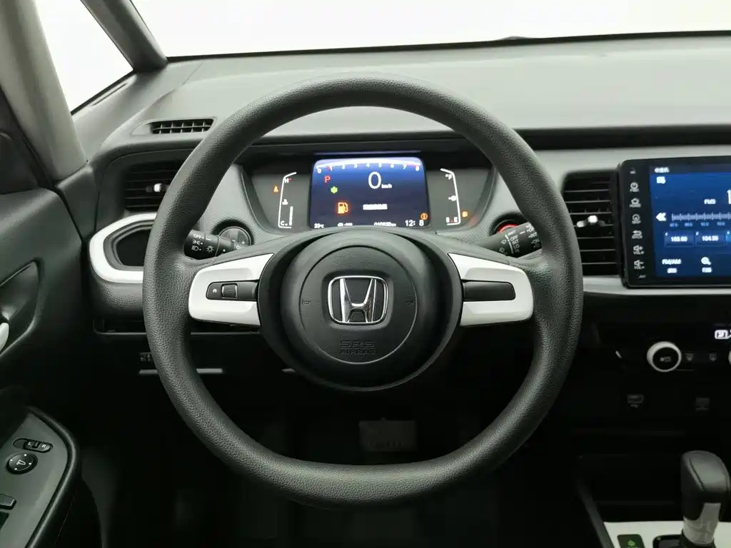 Honda Fit — фото 11