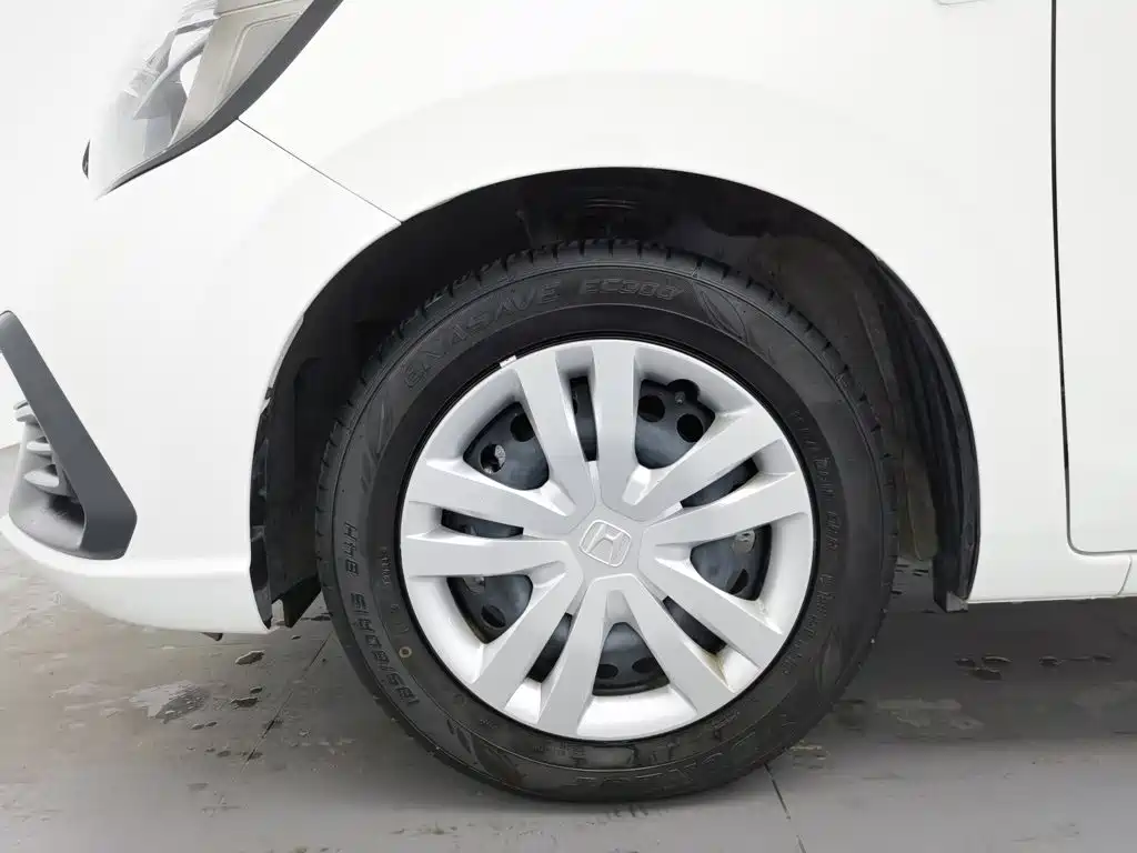 Honda Fit — фото 17