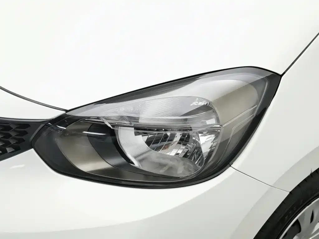 Honda Fit — фото 7