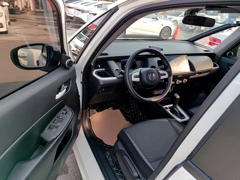 Honda Fit — фото 15