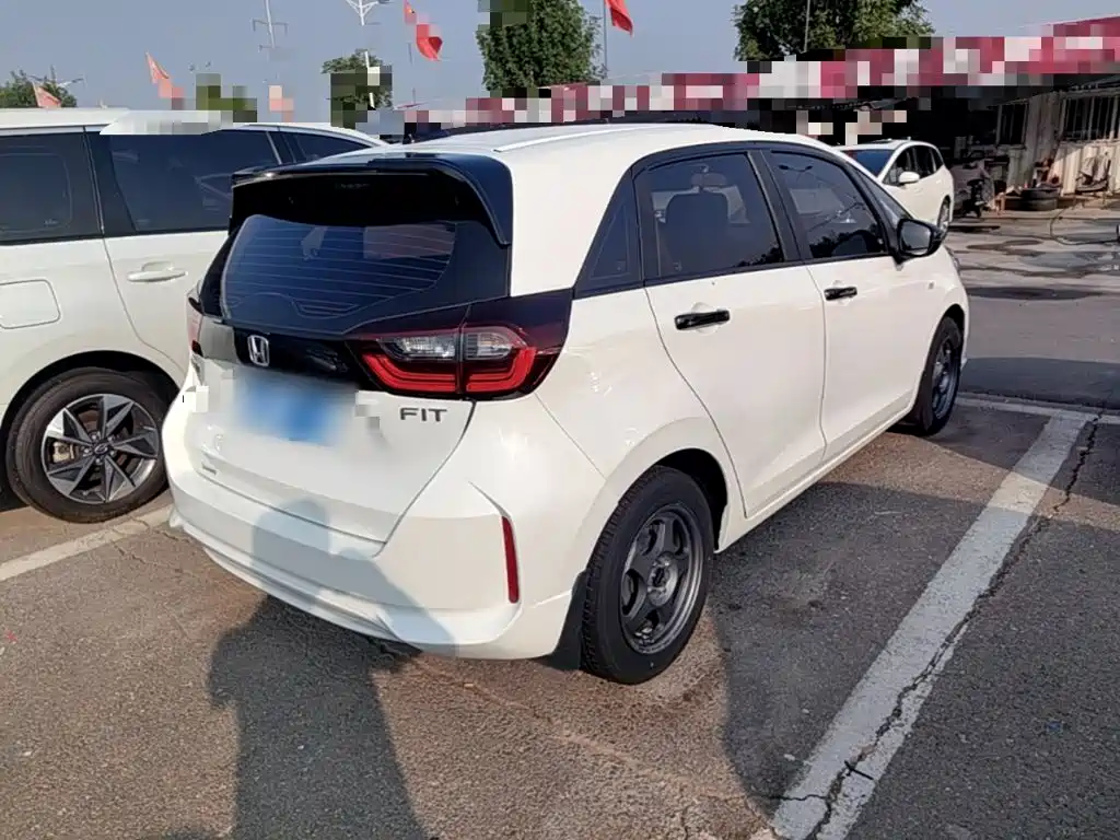 Honda Fit — фото 6