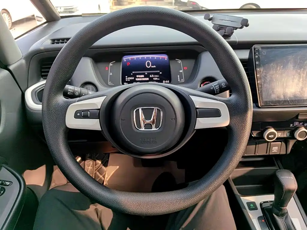 Honda Fit — фото 10