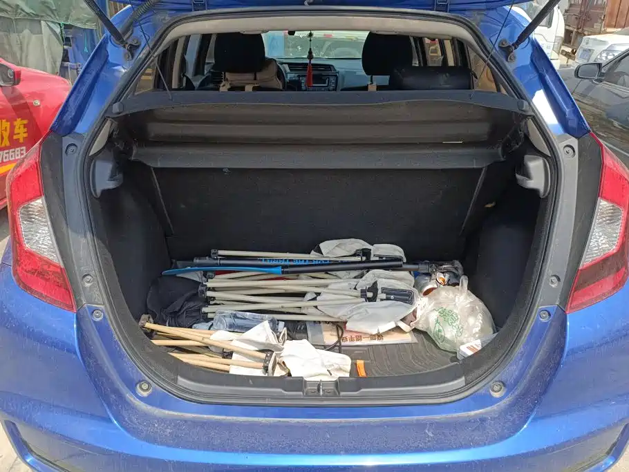Honda Fit — фото 4