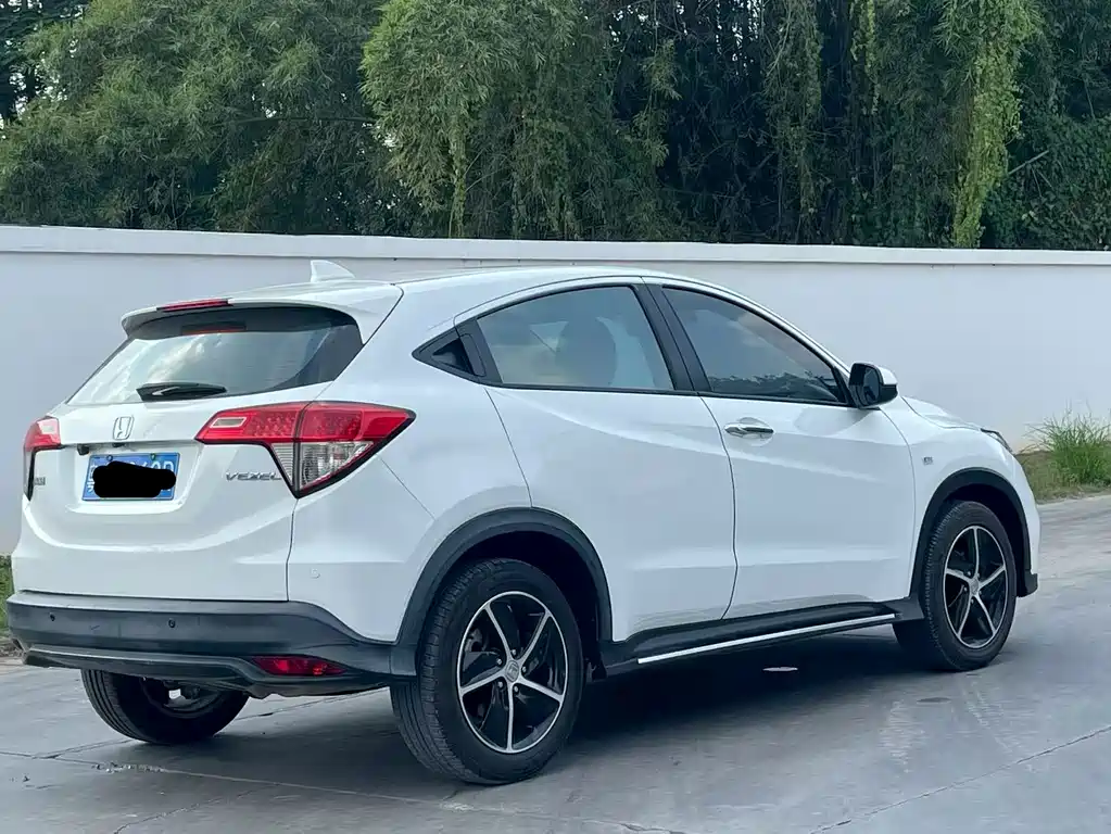 Honda Vezel — фото 4