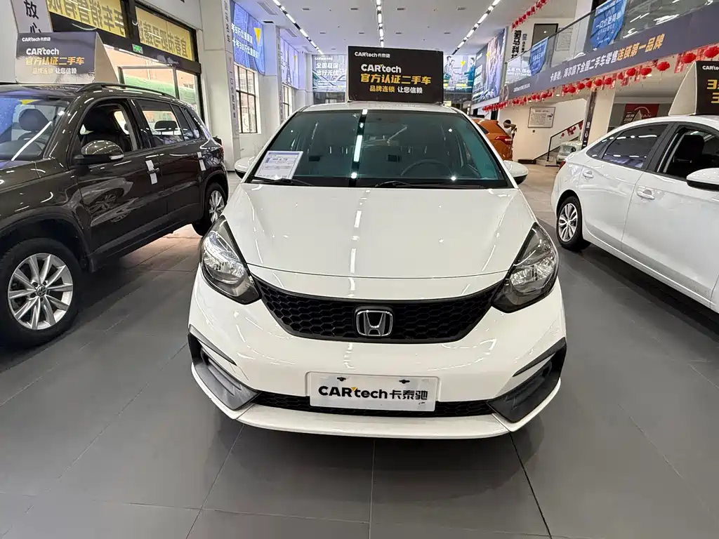 Honda Fit — фото 2