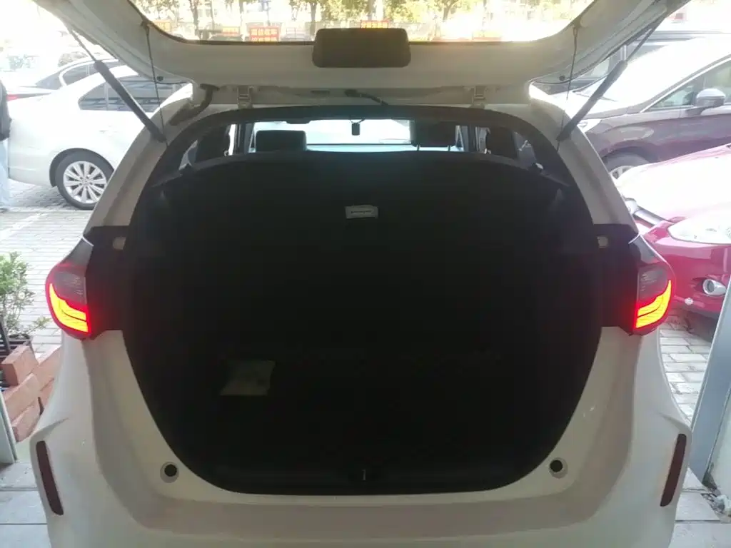 Honda Fit — фото 18