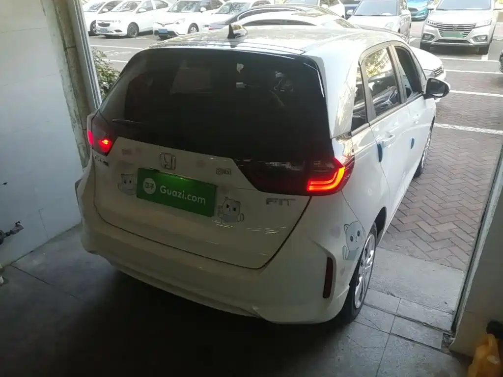 Honda Fit — фото 6