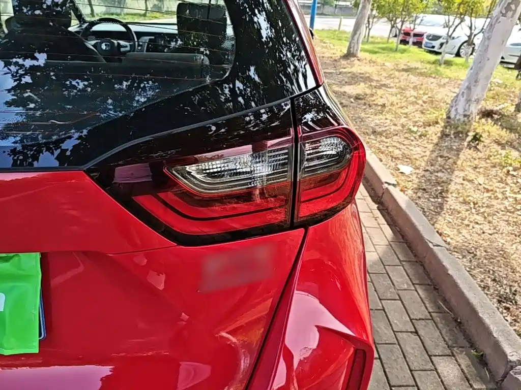 Honda Fit — фото 7